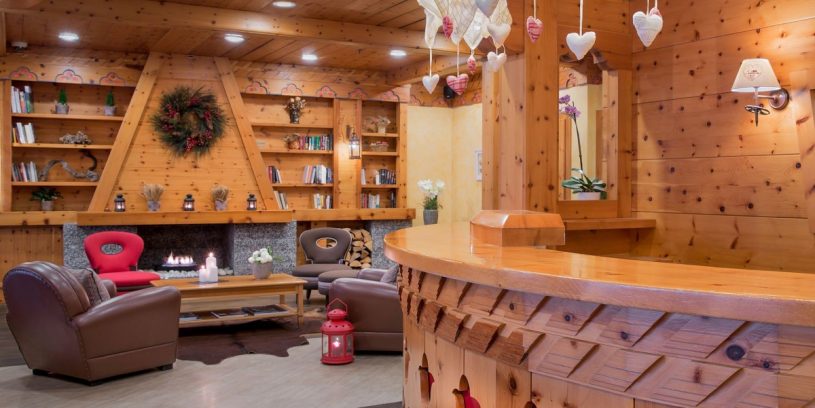 Nos hôtels à genève: réservez en ligne groupe manotel Hotel Créatif Banquette