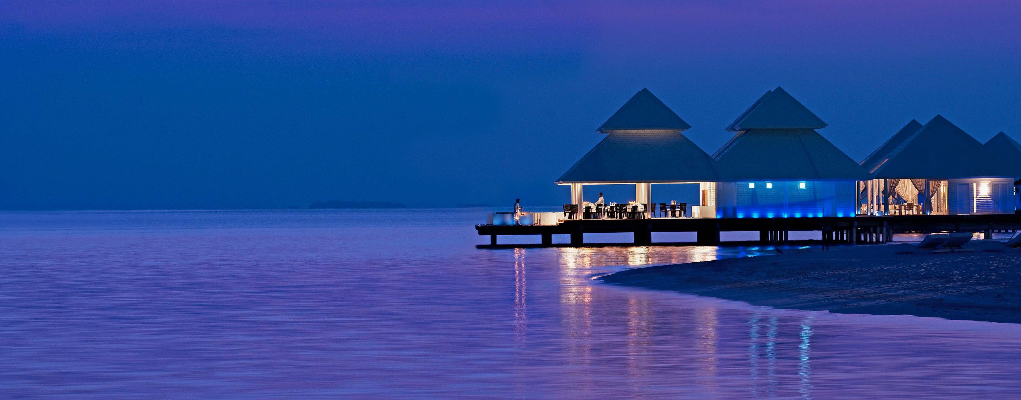 Thari over water bar at Diamonds Athuruga Maldives