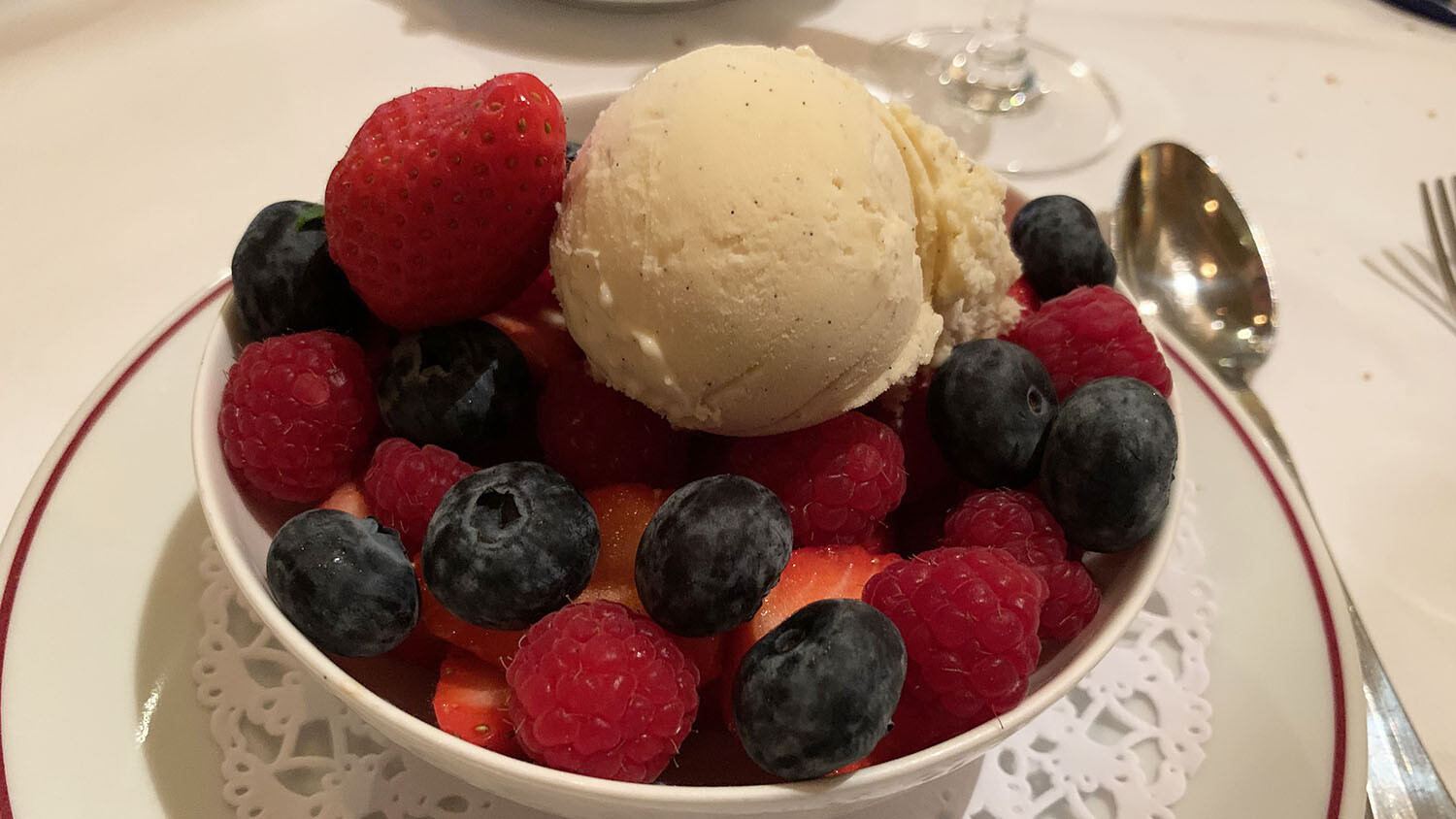 At the restaurant Le Fellini, the Italian cuisine speaks of « La Dolce ...