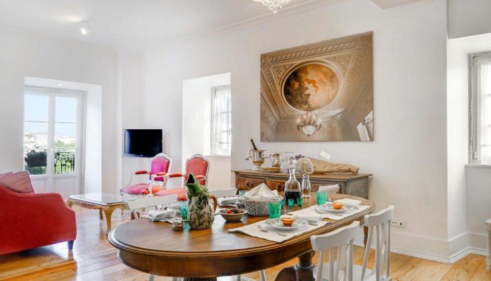 Deluxe Two-Bedroom Apartment