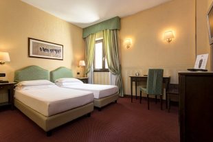 Classic Twin Room | Hotel Tritone Mestre Venice