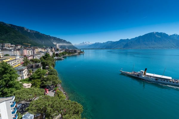 Purple Fish lounge Bar -Eurotel Hotel Montreux