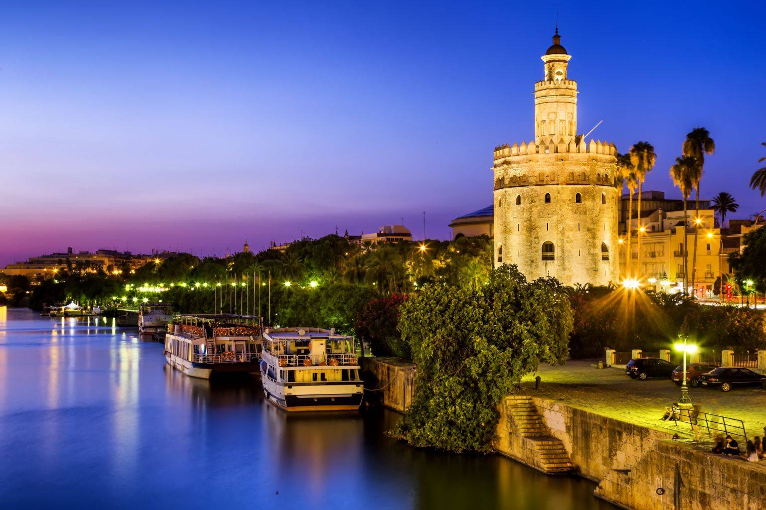 the-torre-del-oro-the-maritime-museum-of-seville