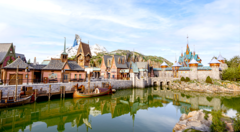 le-monde-de-la-reine-des-neiges-bienvenue-a-arendelle