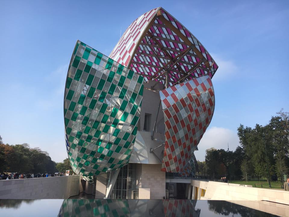 Le Derby Alma Hotel - FUGUES IN COLOR AT THE LOUIS VUITTON FOUNDATION