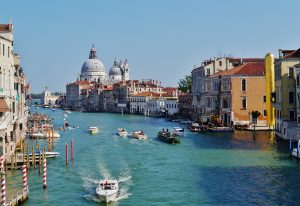 Vista dal Ponte dell'Accademia