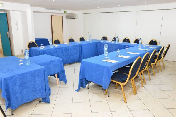 salle de séminaires et de réunions -Hotel Fleur d'épée - Guadeloupe