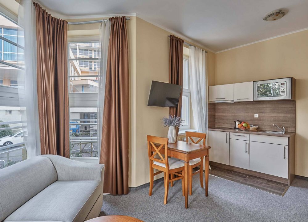 Apart Hotel Akropolis