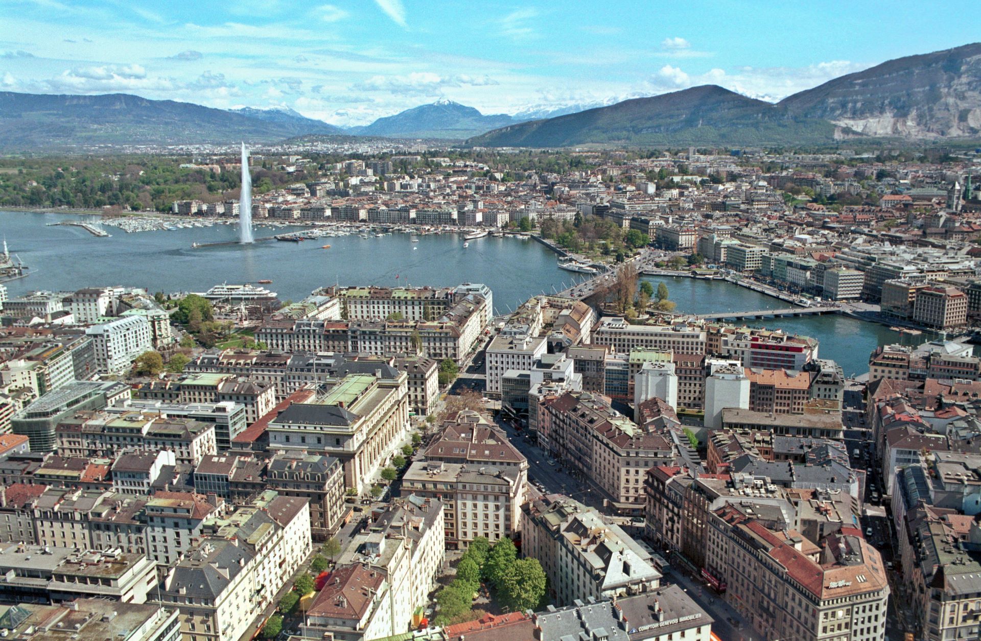 Location Our hotels in Geneva City Centre Manotel