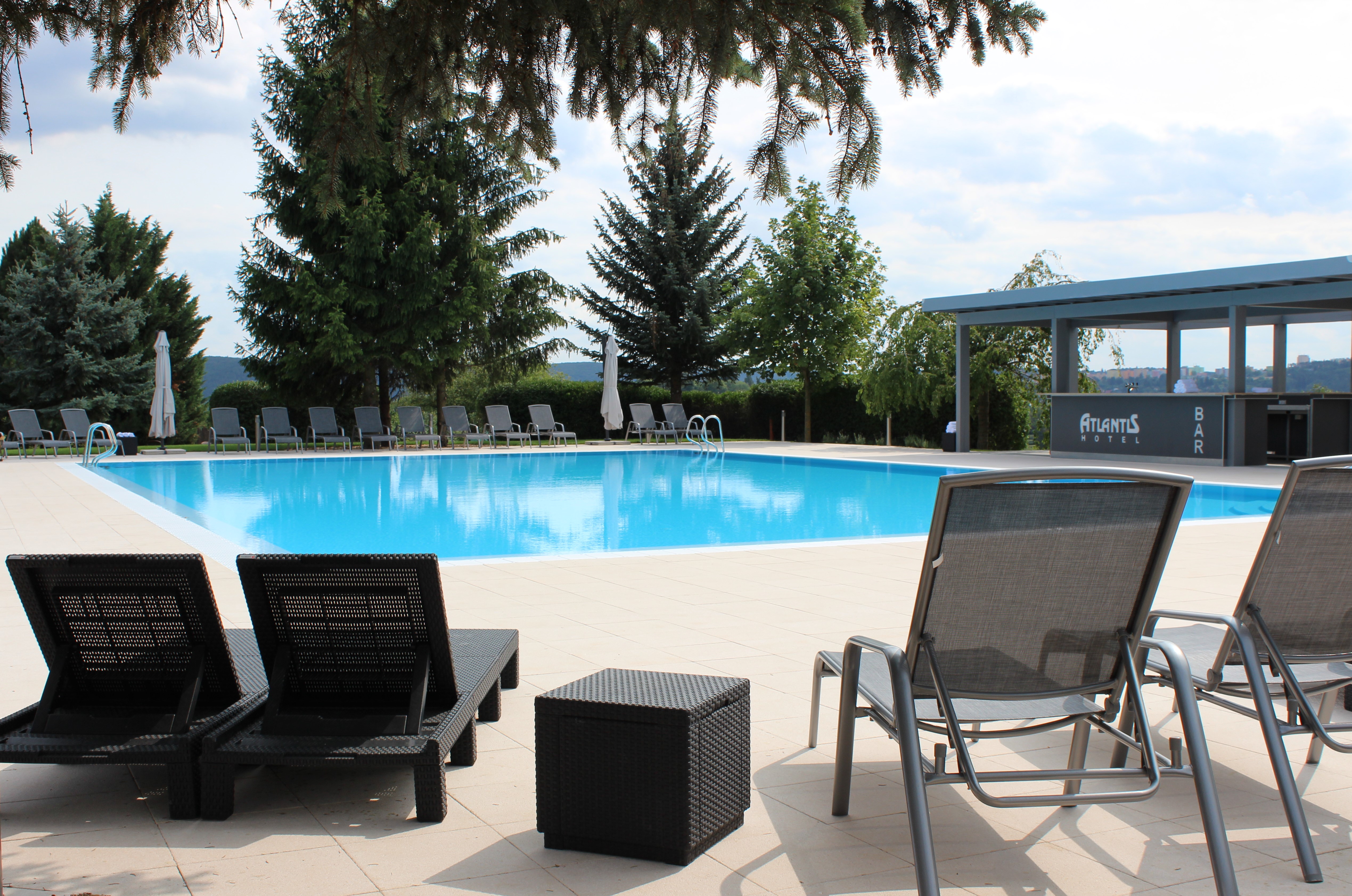 Fun & Sports Outdoor hotel swimming pool Rozdrojovice Hotel Hotel
